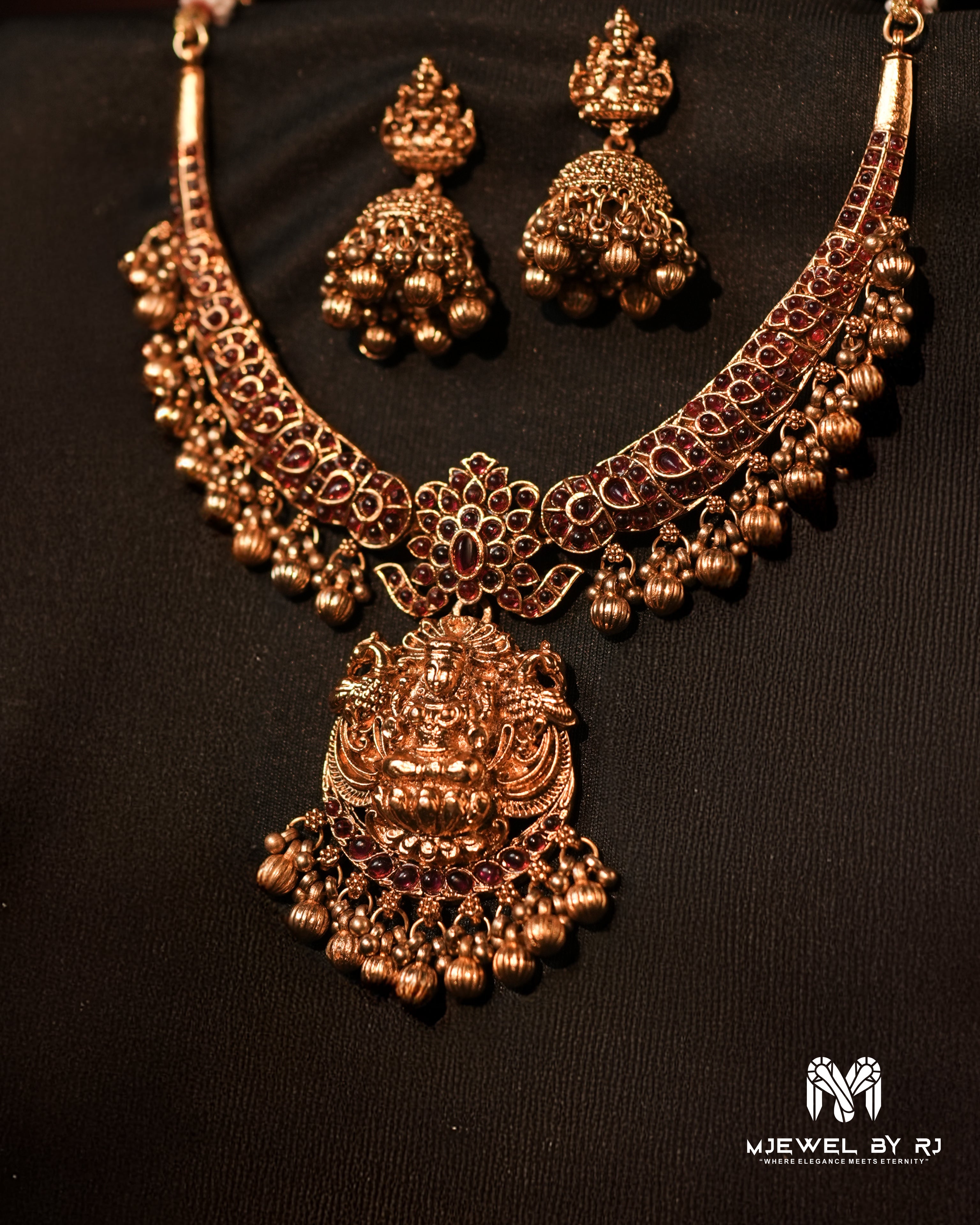 Traditional Antique Gold Necklace