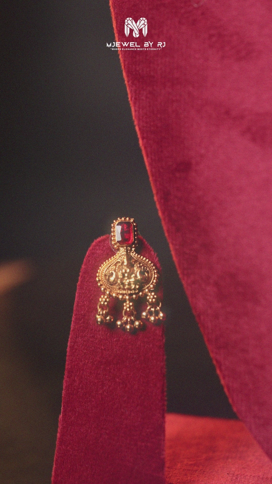 Temple Goddess Antique Necklace & Jhumka Set