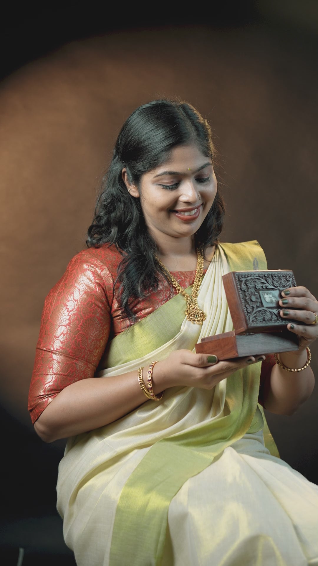 RJ-006 – Regal Jhumka & Heritage Necklace Set